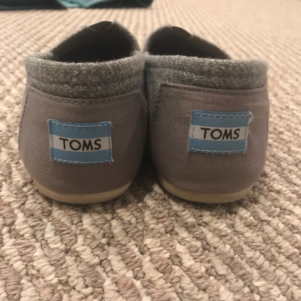 Toms shoes